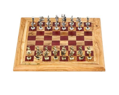 Σκάκι Πολυτελείας Χειροποίητο από Ξύλο Ελιάς και Ξύλο Purple Heart με Μεταλλικά Πιόνια Ρωμαικού Στυλ, 42x42cm